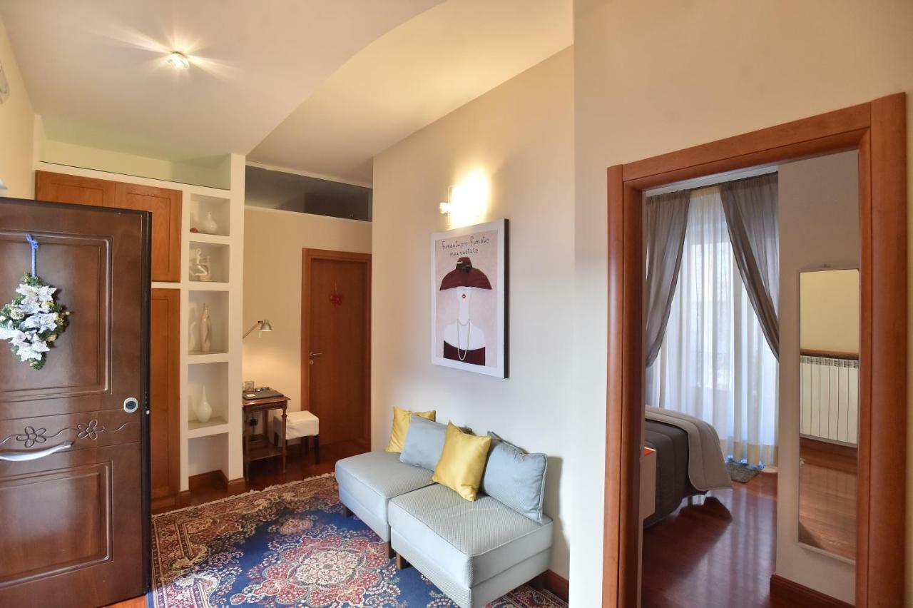 Residenza D'Epoca B&B Celeste Caserta Eksteriør billede